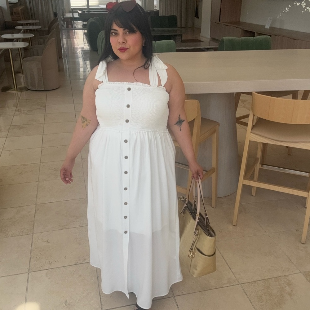 Elegant White Button-Down Maxi Dress